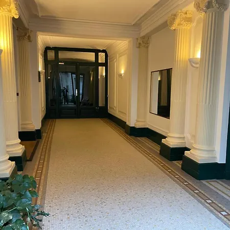 Champs Elysees * Paris