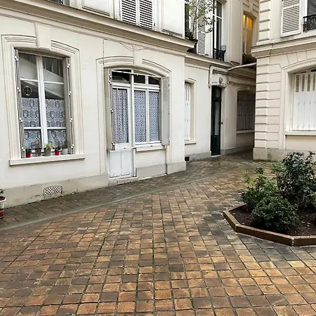 Apartament Champs Elysees